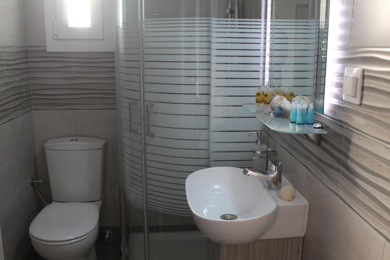 Vakis Apartments Romanon Екстериор снимка