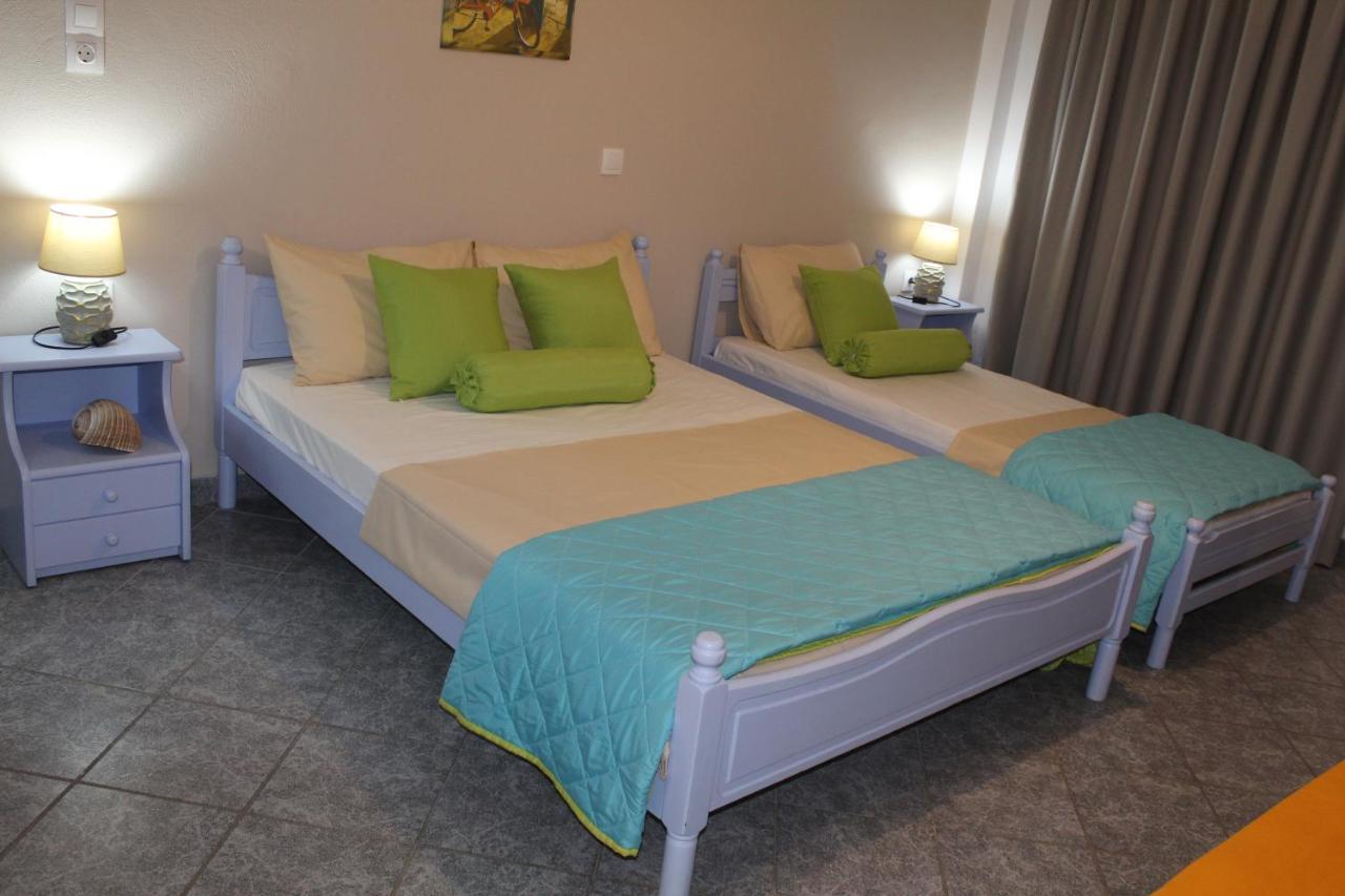 Vakis Apartments Romanon Екстериор снимка